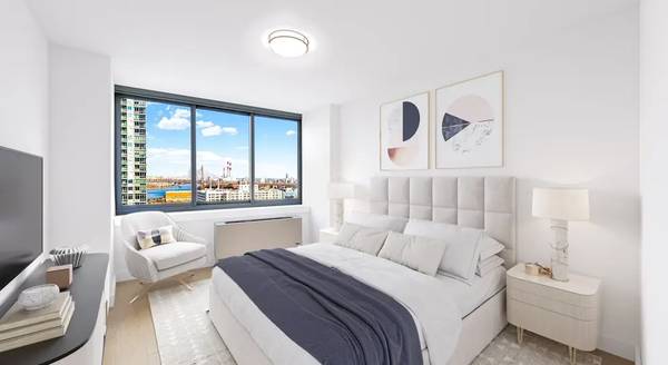 $6,450 / 3br - 1 Month Free! Flr_Ceiling windows_Balcony! (Long Island City)63854384773889120