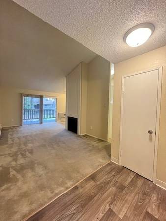 Spacious, Upstairs 1BD 1BTH! Available NOW!! Call To Schedule a Tour!! 1