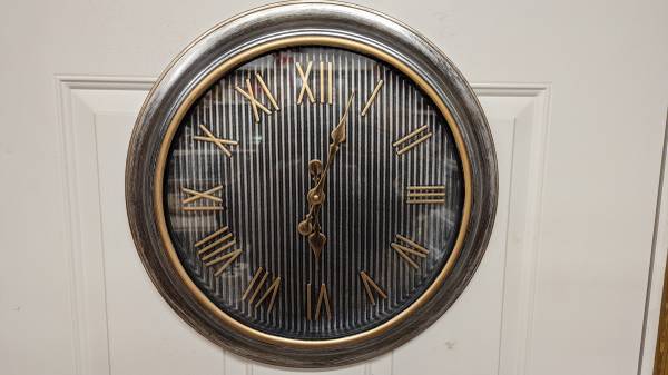 Metal Look Wall Clock 1