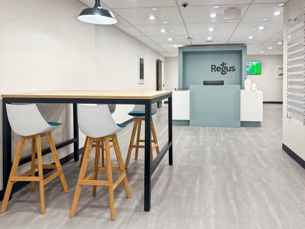 $179 Reserve Your Coworking Desk Today in Des Plaines! (Des Plaines)64150344371202121