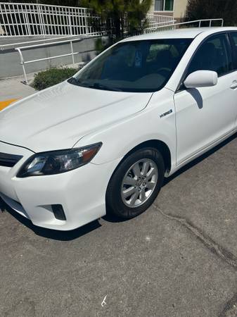 2010 Toyota Camry híbrido - $7,000 (San Diego)63470059152003121