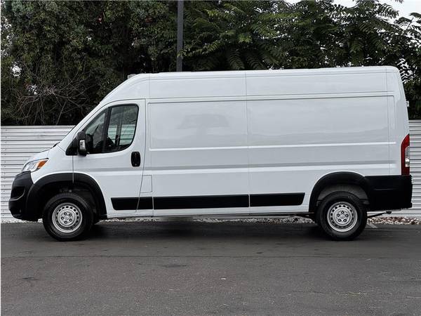 2025 RAM ProMaster - Photo 9