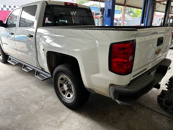 2018 Chevrolet Silverado 1500 Crew Cab - $7,90063616982174465122