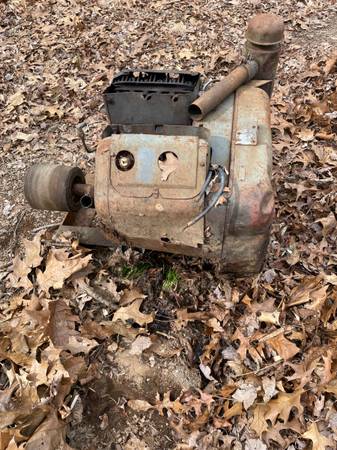 Wisconsin Engine for Parts 1