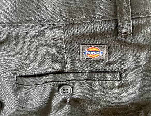 Pantalones de trabajo Dickies para mujer, talla 4 - nuevos, nunca usados - $20 (UW / Wallingford)63471462459009121