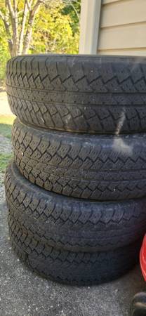 255/70R18 set of 4 1