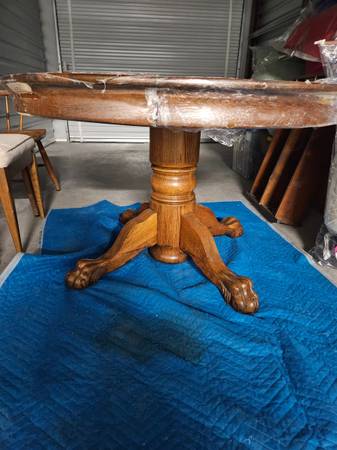 Beautiful wooden table 1