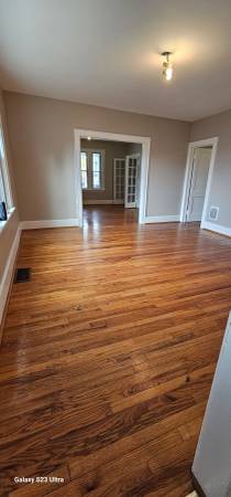 Beautiful and remodeled apartment in East Utica

$1,300

                        East Utica