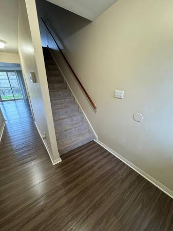 $2,225 / 2br - 870ft2 - Schedule a Tour Today! (Olney Street)64002993319427122