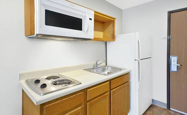 $280 / 1br - Manager's Special: No Lease, No Deposit Required (Old Hwy 94, St. Charles, MO)63924426025602121