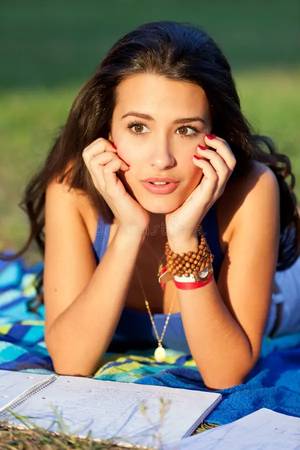 MODEL WANTED 1