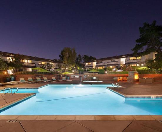 $2,694 / 1br - 773ft2 - Modern 1 BR Living-Walk to Shops, Pool & Fitness, ONE MONTH FREE (walnut creek)63686103271041121