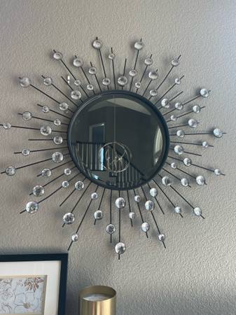 Sunburst crystal decorative mirror 1