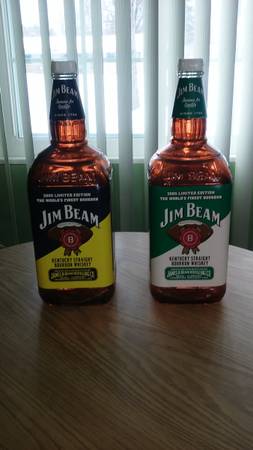 2005 Jim Beam Display Bottles Michigan State & Michigan 1