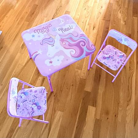 Table and chairs kit set- Unicorn New.. 1