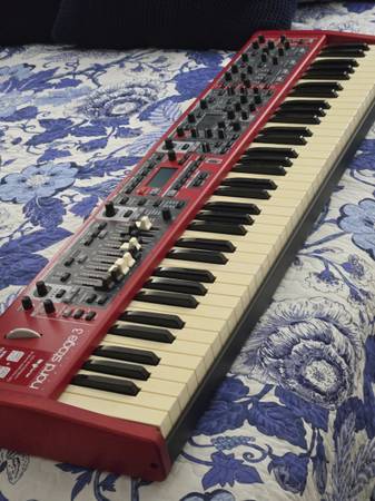 Nord Stage 3-73  Compact Keyboard 1