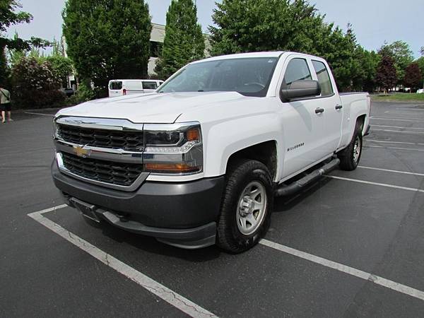 2017 Chevrolet Silverado 1500, camioneta de trabajo 4WD, motor V8 de 5.3 L, FINANCIAMIENTO DISPONIBLE - $13495.0063472647788035122