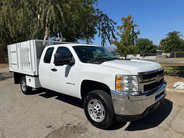 1 2011 Chevrolet Chevy Silverado 2500 H.D. Extra Cab Stake Bed, Landscape Truck -W 1