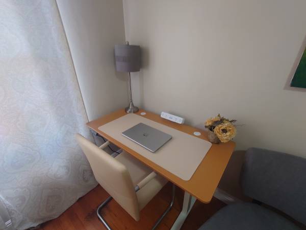 $1,050 / 1000ft2 - Clean Modern Furnished Private Room - Excellent Location Close to All (La Mesa)63621352305793121