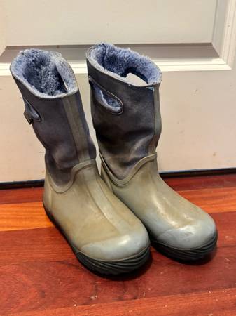 Bogs Lined Insulated Rain Boots Kids Size 2 Youth 1