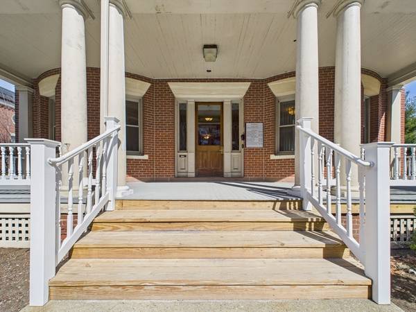 $400 Small offices - affordable + beautiful! (Springfield CBD)64016883385091120