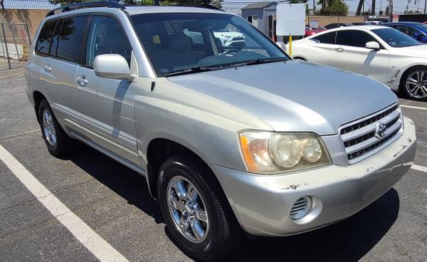 Highlander Toyota 2003 - $5000 (los angeles)63623900846465123