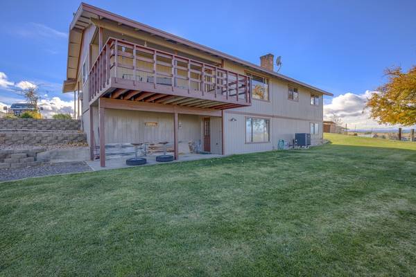 $820,500 / 4br - 2610ft2 - Hogar y Terrenos Impecables de 10.49 Acres con 9.70 de Riego e Instalaciones (Madras)63839292704771122
