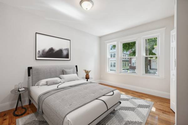 $3,200 / 4br - Mattapan 4 Bed/1 Bath Apartment | Verrill St (Mattapan)63996692096003123
