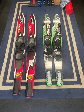 Double Waterskis 1
