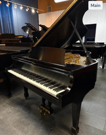 Steinway M half price 1