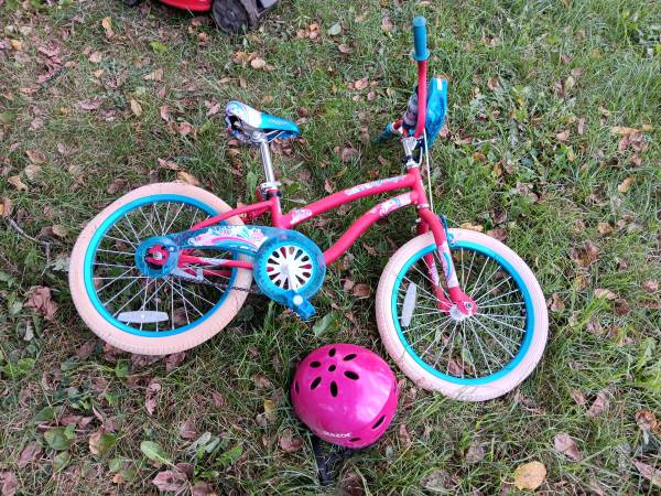 Young girls bicycle and helmet 1