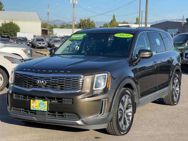 2021 Kia Telluride S 1