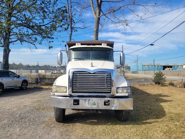 2009 MACK GU713 1