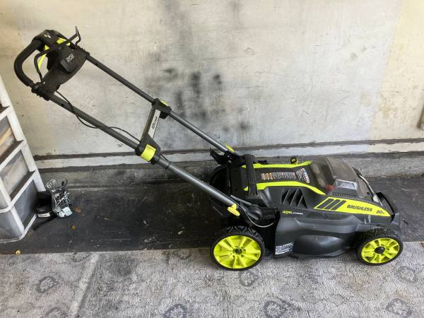 Ryobi 40V Self-Propelled Mower (11-3) 1