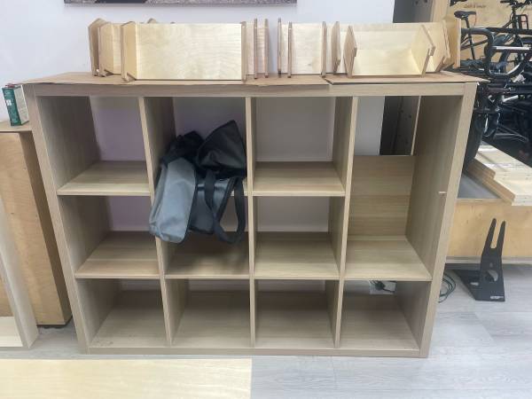 Free Ikea Kallax bookshelf unit 1