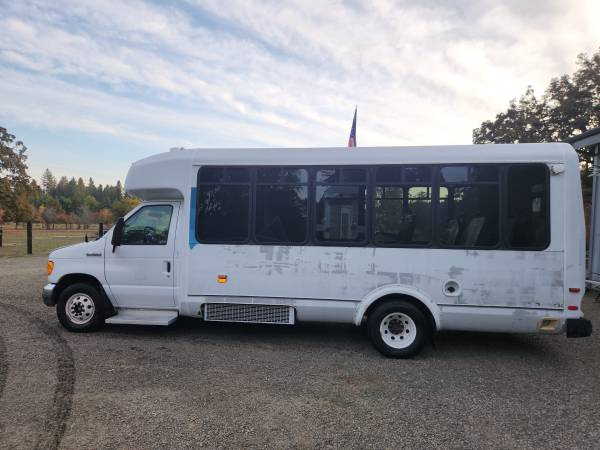Short bus 1