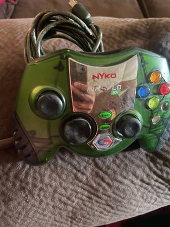 Assorted Xbox Controllers *TESTED and WORKING - $10 (Ramona)63470810174977122