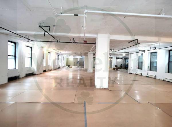 Full Floor with many smaller office division options on Fifth Avenue
$1,425
                        Murray Hill Full Floor with many smaller office division options on Fifth Avenue
$1,425
                        Murray Hill