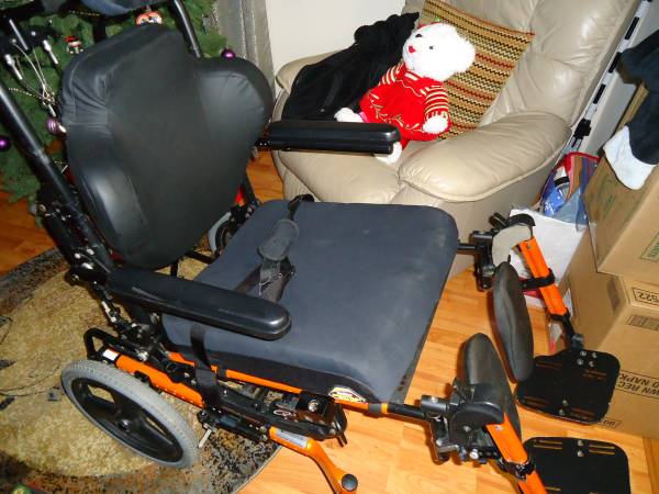 Quickie custom handicap Wheelchair with reclining seat 1