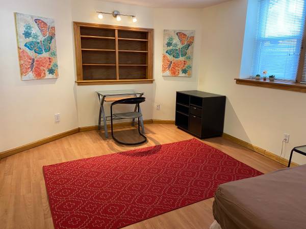 $880 / 150ft2 - 1 Bed in 3 Bed Apt near Somerville Hospital/ Porter Sq (walk to Green Line- Magoun Sq/ Red Line-Porter Sq, Harvard)63828484147329120