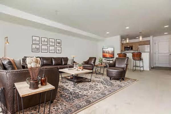 $2,055 / 1br - 727ft2 - No car? No problem! Great community near transit lines! 1 bed/1 bath (Redmond)63884894412291124