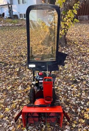 Ariens Compact 24, soplagomasas de dos etapas - $400 (Blaine)63471409929091122