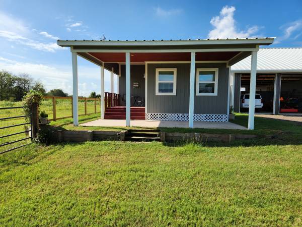 $1,000 / 1br - 400ft2 - Tiny house for rent on equine acreage (20 miles west of katy, 30 min drive)63924170401154120