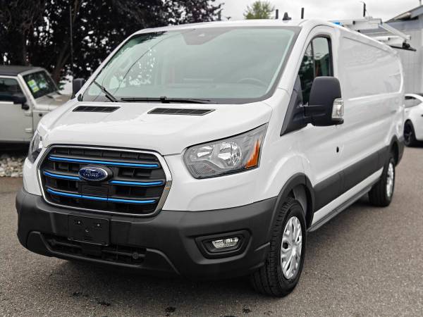 Modelo 3D de furgoneta Ford E-Transit 350 de 2023, techo bajo con carrocería larga, garantía incluida - $34.995 (+ 405 Motors)63473631591427122