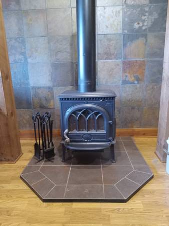 Jotul 3 Woodstove 1