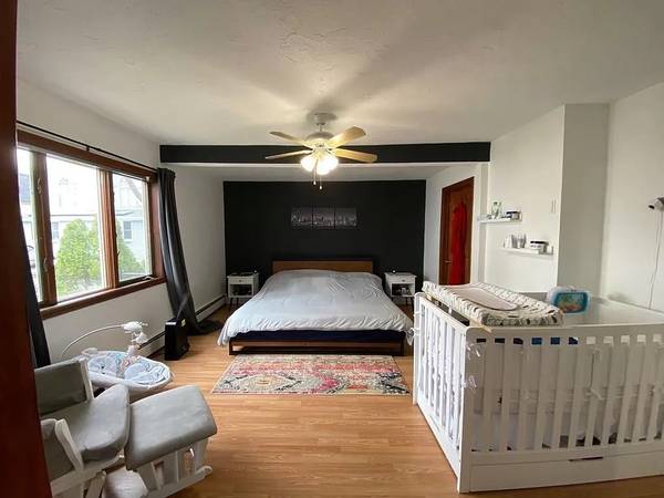 $1,700 / 3br - 750ft2 - Unit is clean, spacious, has a great backyard (Framingham)64213540125315122