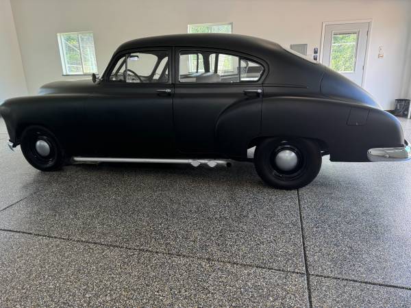 Sedán Fleetline de 4 puertas de 1949 - $24,000 (Morrison)63621807613315123