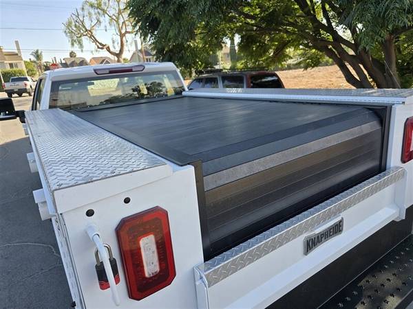2022 Chevrolet 2500 Utility 6.6L Gasolina, Cama Knapheide Cerrada - $40,99563478502183809124