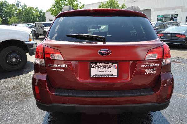 2012 Subaru Outback 2.5i Premium AWD - $5,99563616513482627123