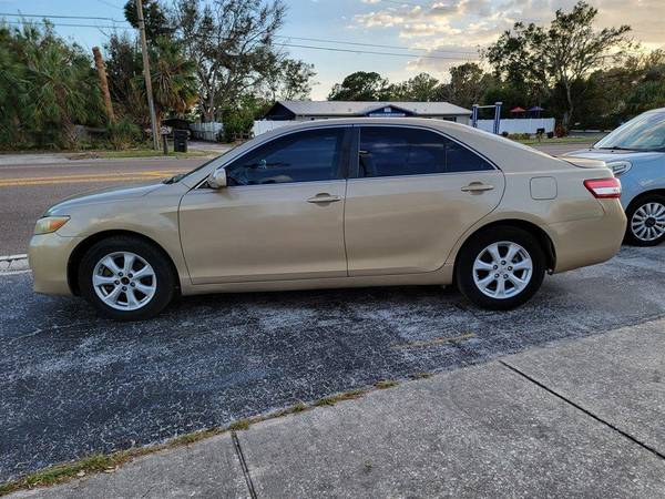 2011 Toyota Camry LE Guaranteed Credit Approval! - $6,995 (+ SUNCOAST QUALITY CARS LLC)63443665740803123